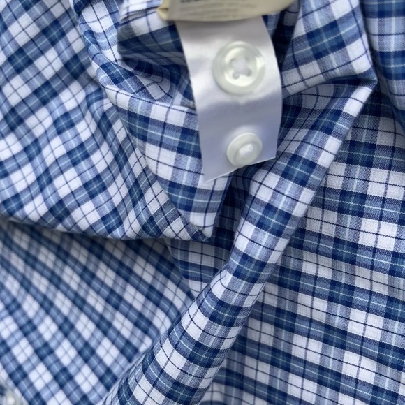 XL Slim fit button down shirt by Good Threads - Picture 7 of 9